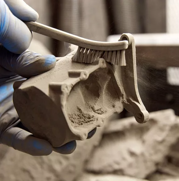 Break Out and Sieve Parts from Formlabs SLS 3D Printers