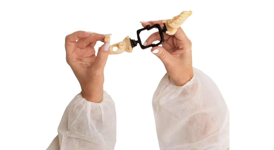 Stratasys DentaJet XL Produces High-Volume Dental Solutions